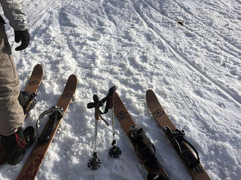 Altai Hok ski-shoes.